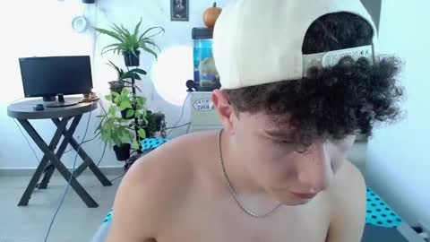 Snapshot of adrian_morelli chatting on October 2025 08:09:02 PM adrian morelli online show from October 2025 08:09:02 PM