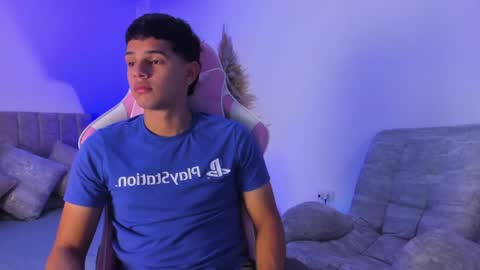 ADRIAN online show from May 2026 07:00:02 PM