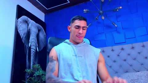   online show from November 2025 12:54:01 AM