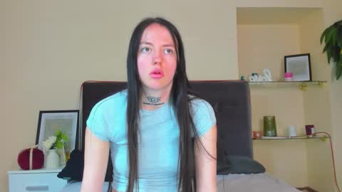 Adriana online show from March 2026 02:20:02 PM