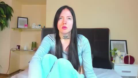 Adriana online show from March 2026 05:18:01 AM