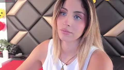 Snapshot of adrianaharlow chatting on July 2026 04:24:01 PM Adriana Harlow online show from July 2026 04:24:01 PM