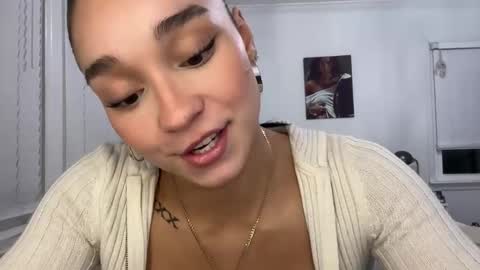 Adrianna  online show from February 2025 02:47:02 AM