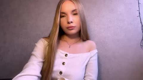 Snapshot of adriannemuldowney chatting on May 2026 02:16:01 PM Caroline online show from May 2026 02:16:01 PM