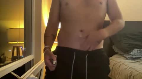 adriannn222 online show from April 2026 09:26:01 AM