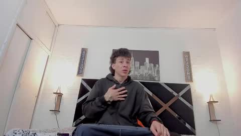 Adrian online show from October 2025 03:07:01 AM