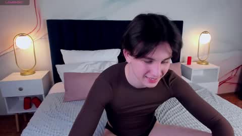 Snapshot of adrianoaubert chatting on March 2025 06:21:02 AM adrianoaubert online show from March 2025 06:21:02 AM