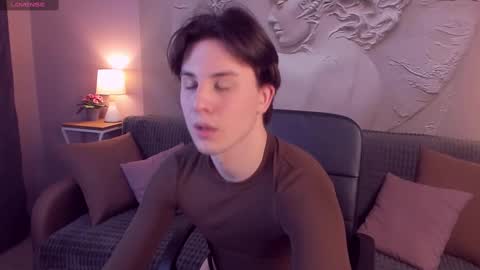 Snapshot of adrianoaubert chatting on March 2025 10:30:02 AM adrianoaubert online show from March 2025 10:30:02 AM