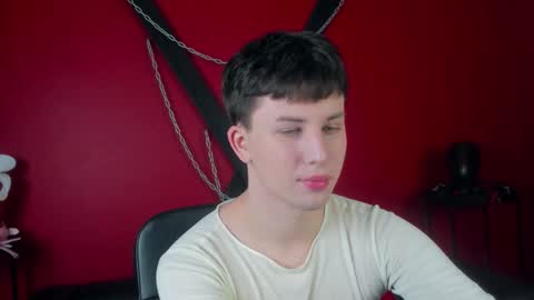 Snapshot of adrianoaubert chatting on September 2025 10:15:01 AM adrianoaubert online show from September 2025 10:15:01 AM