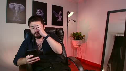 Snapshot of adrianwilliams_ chatting on February 2025 02:49:01 AM Adrian Williams online show from February 2025 02:49:01 AM