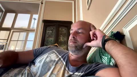 Snapshot of adrienfromparis chatting on February 2025 09:53:02 AM adrienfromparis online show from February 2025 09:53:02 AM