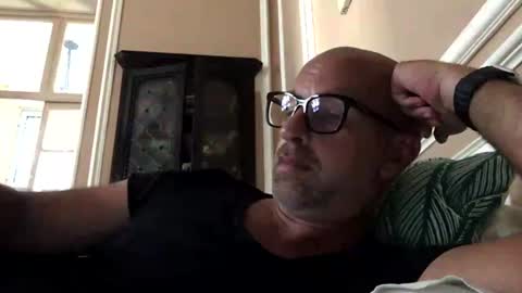 adrienfromparis online show from July 2026 11:17:01 AM
