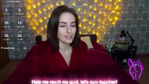 Adriana online show from December 2025 07:31:02 PM