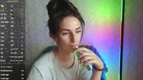 Adriana online show from May 2026 04:37:01 PM