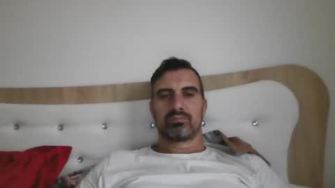 Snapshot of adyyyyyyyyyy35 chatting on November 2025 06:19:01 AM Adrian online show from November 2025 06:19:01 AM