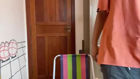 Luci online show from September 2025 07:57:01 PM