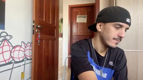 Luci online show from September 2025 06:40:01 PM