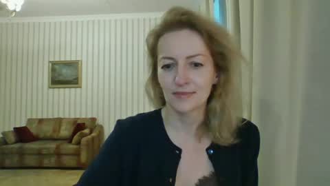 Snapshot of aeroliss chatting on June 2026 06:28:02 PM aeroliss online show from June 2026 06:28:02 PM
