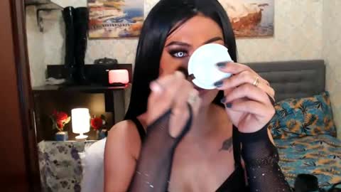 Snapshot of affairtoyourgoddesskhendra chatting on December 2024 09:55:02 PM Dominant Goddess Contessa online show from December 2024 09:55:02 PM