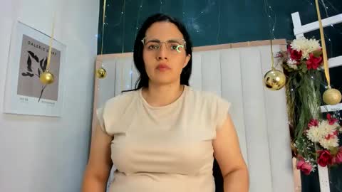 Snapshot of africa_holmes chatting on December 2025 01:44:01 AM Africa online show from December 2025 01:44:01 AM