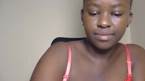 Snapshot of african_sluttygal chatting on November 2025 10:59:02 PM african_sluttygal online show from November 2025 10:59:02 PM