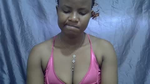 Snapshot of africanngirl chatting on November 2025 09:20:02 AM africanngirl online show from November 2025 09:20:02 AM
