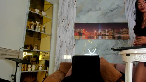 Snapshot of afrikan_diva chatting on April 2026 04:57:01 AM afrikan_diva online show from April 2026 04:57:01 AM