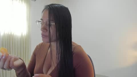 Lorena online show from May 2026 02:58:01 PM