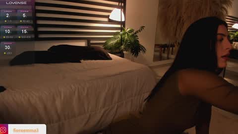 Emma online show from February 2025 09:04:01 PM