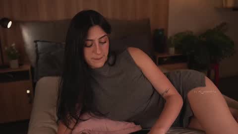 Emma online show from September 2025 01:18:01 AM