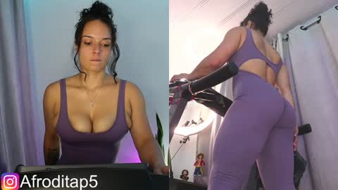 Snapshot of afrodita_p_ chatting on January 2025 05:08:01 PM Afrodita P online show from January 2025 05:08:01 PM