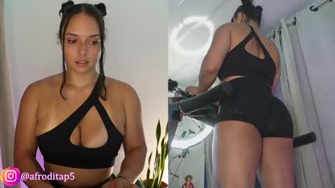 Snapshot of afrodita_p_ chatting on February 2025 05:15:02 PM Afrodita P online show from February 2025 05:15:02 PM