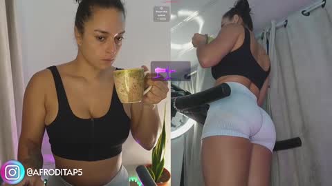 Snapshot of afrodita_p_ chatting on March 2025 09:34:02 AM Afrodita P online show from March 2025 09:34:02 AM