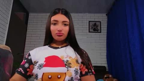 Snapshot of afrodita_shalom chatting on December 2025 10:32:01 AM AFRODITA online show from December 2025 10:32:01 AM