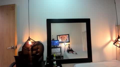 Snapshot of afroditaleclair chatting on November 2025 01:39:01 PM Afrodita online show from November 2025 01:39:01 PM