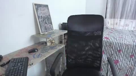 Snapshot of afroditaleclair chatting on June 2026 12:02:02 AM Afrodita online show from June 2026 12:02:02 AM