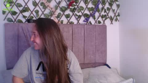 Snapshot of afroditawhispers chatting on May 2026 01:57:16 AM Lia Valkyria online show from May 2026 01:57:16 AM