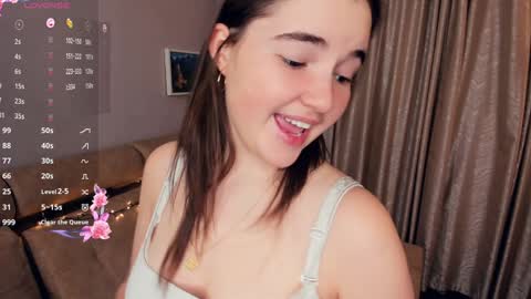 Snapshot of aftonbunkers chatting on December 2024 06:00:02 PM Lana 1800 - 0330 UTC Mia 0700- 1630 UTC online show from December 2024 06:00:02 PM