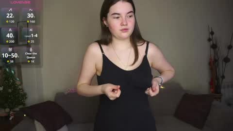 Lana  1800 - 0330 UTC   Mia 0700- 1630 UTC online show from April 2026 06:08:01 AM