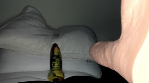 agapinghole online show from September 2025 05:00:02 AM