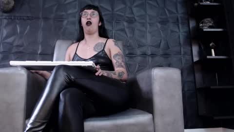 Snapshot of agata_darkness chatting on February 2025 03:19:01 PM Miss Agata online show from February 2025 03:19:01 PM