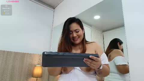 Agata Hernandez online show from June 2026 05:12:01 AM