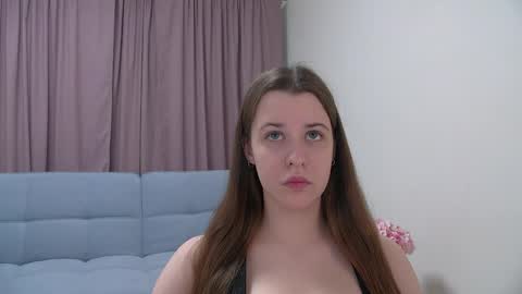 Agata Aisitt online show from May 2026 05:35:01 AM