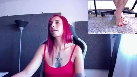 Agata Collinss online show from May 2026 04:01:02 PM