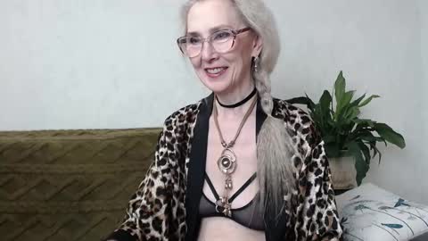 Snapshot of agatha_moore_ chatting on March 2025 01:40:01 PM Agatha online show from March 2025 01:40:01 PM