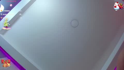 Snapshot of agatha_russh_ chatting on December 2024 09:40:02 AM LUNNA online show from December 2024 09:40:02 AM