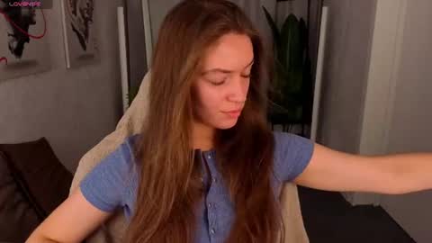 Snapshot of agnes_wells chatting on July 2026 01:11:01 AM agnes wells online show from July 2026 01:11:01 AM