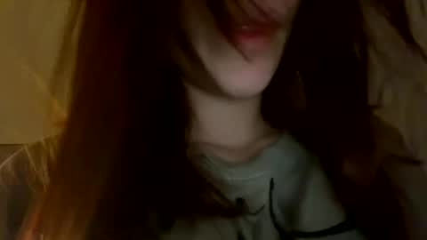 Agnes online show from December 2025 10:28:01 PM