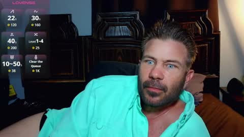 Blue Eyed Handsome Man online show from March 2026 01:22:02 AM