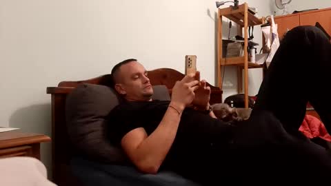 Ahim30 online show from November 2025 12:49:01 PM